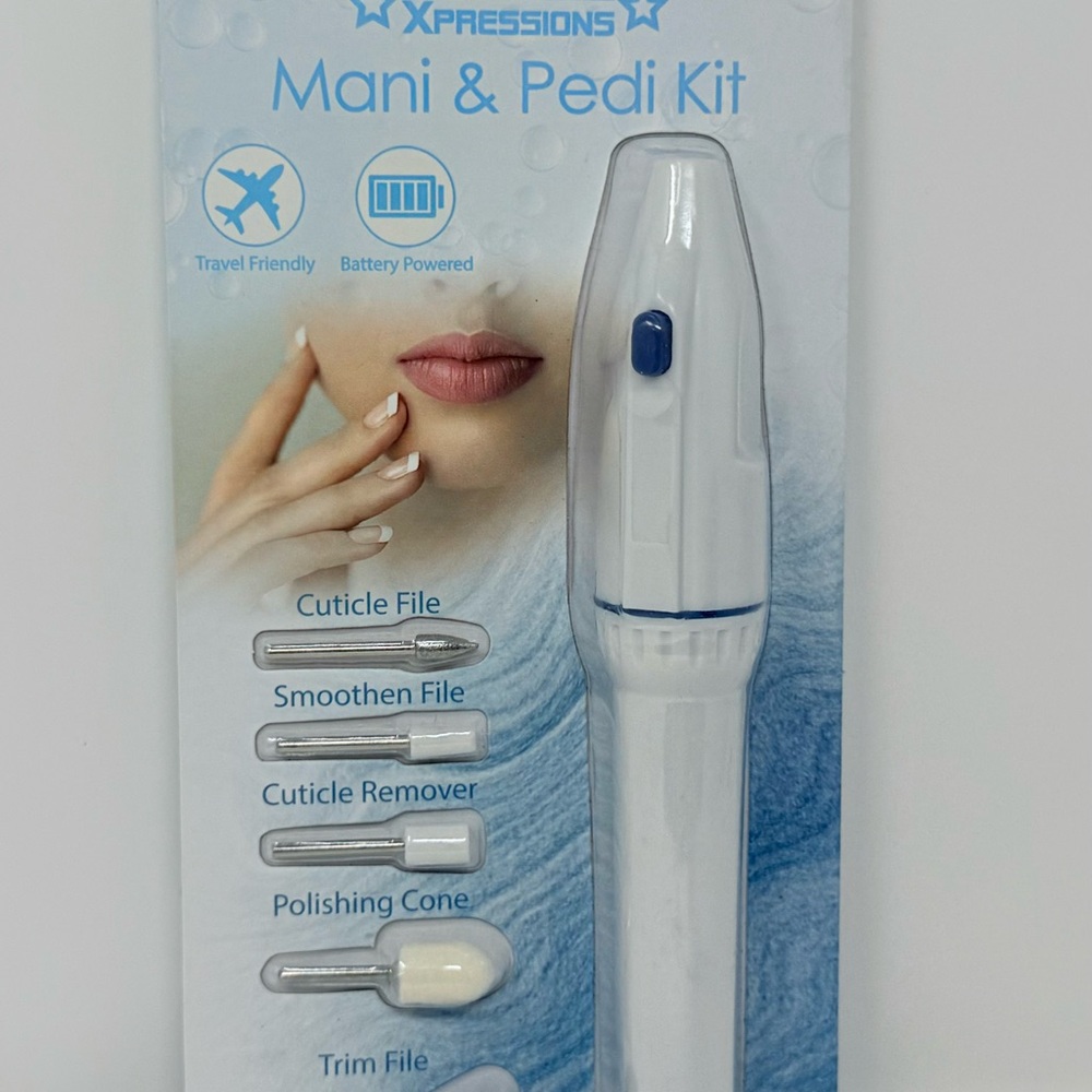 Xpressions Mani & Pedi Kit - White